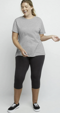 Just My Size Women's Stretch Jersey Capri Leggings, 19.5" (Plus ) Black